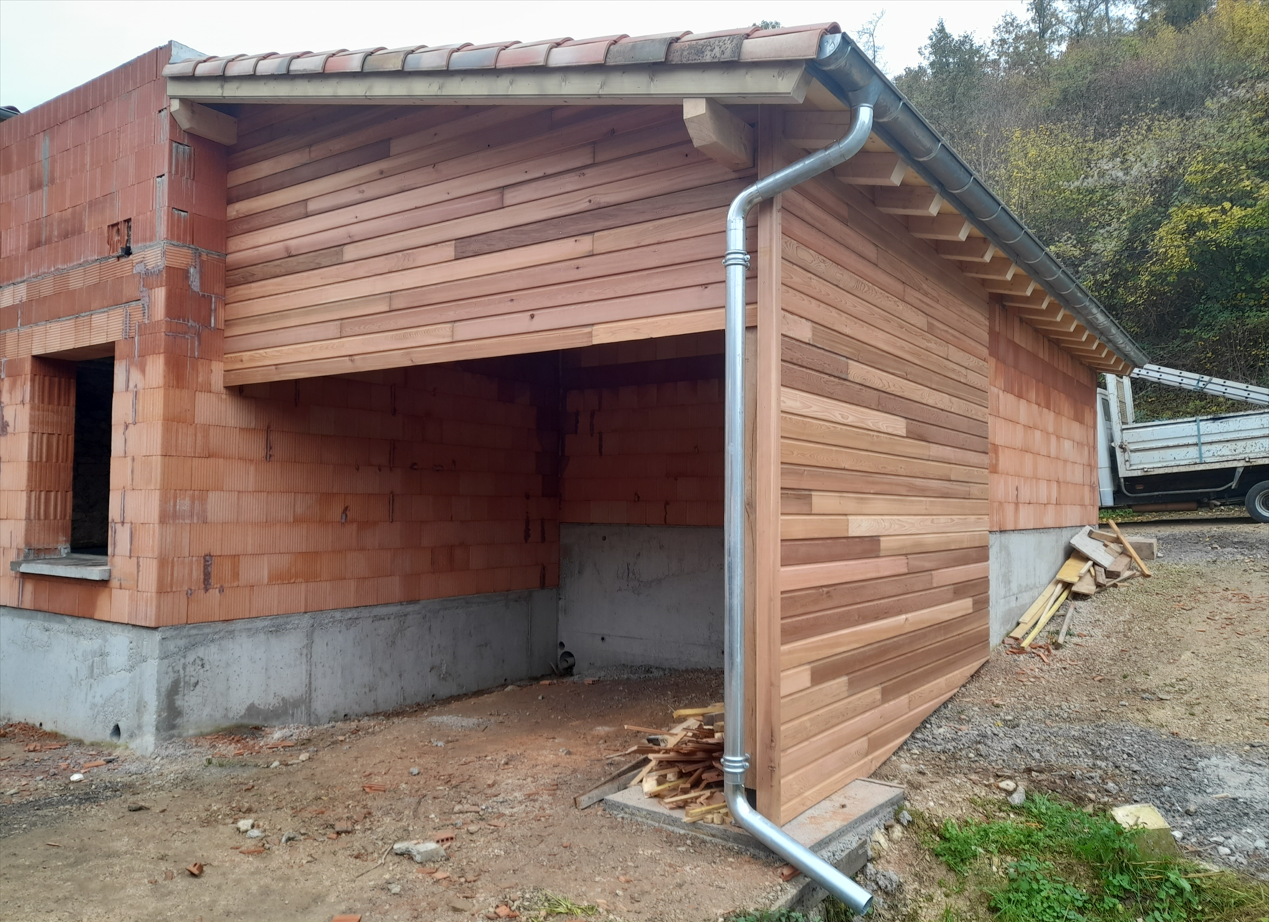 image de bardage en bois red cédar